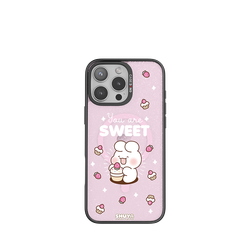 Pattern – Cream Strawberry