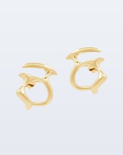 gold earrings