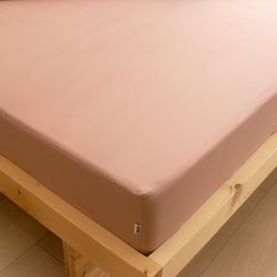 Color – Clay