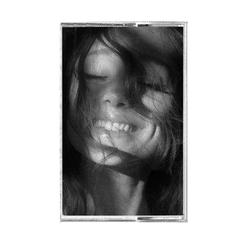 Ariana Grande – Cassette