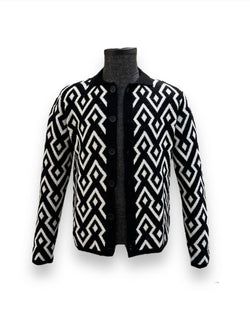 Color – Negru-alb