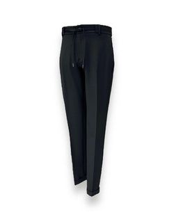 Color – Negru