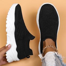 Color – Black White