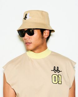 COLOUR – KHAKI