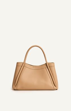 Colours – Mocha Mousse