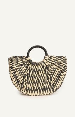 Colours – Black Beige