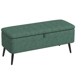 Colour – Dark Green