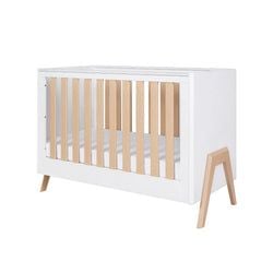 Colour – White & Light Oak