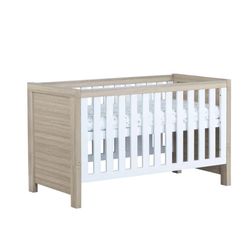 Colour – White & Oak