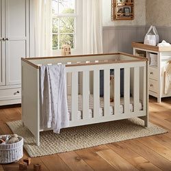Colour – White & Oak