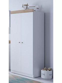 Colour – White & Oak