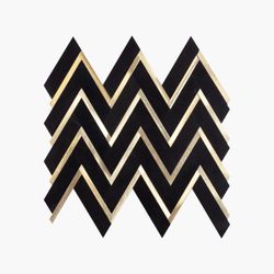Material – Nero Marquina with Gold Metal
