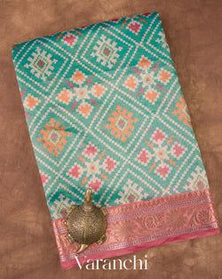 Colours – Turquoise Blue