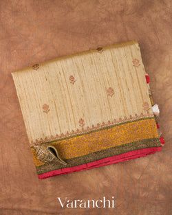 Colours – Beige Tricolor