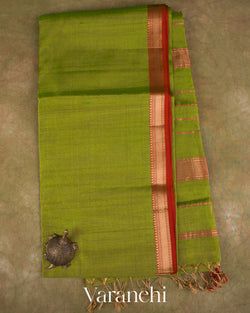 Parrot Green