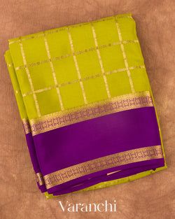 Colours – Lime Green