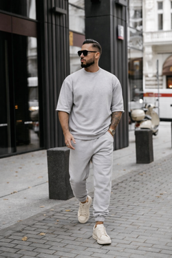 Culori – Gri