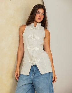 Frog Closure Linen Vest – White