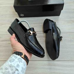 Color – Black