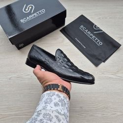 Color – Jet Black