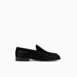 Color – Black