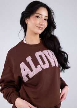 Alowa Crewneck – Dark Chocolate
