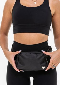 Banana Bag – Black