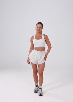 Megan Running Shorts – Cloud Dancer