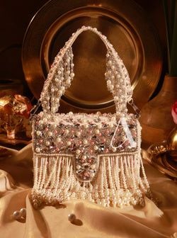 Color – Beige