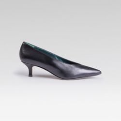 Colors & Materials – Black Nappa Leather