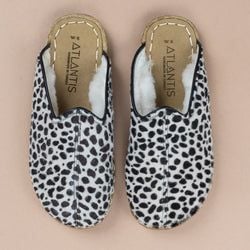 Color – Polka Dots