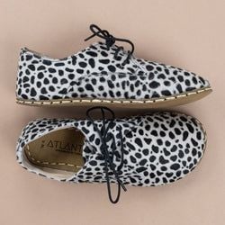 Color – Polka Dots