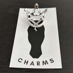 Style – Pointed Crown