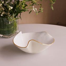 Color – Cream & White