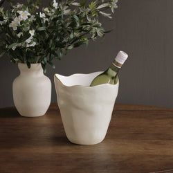 Color – Cream & White