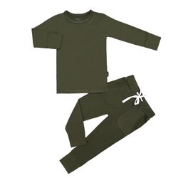 Core Collection – Forest Green
