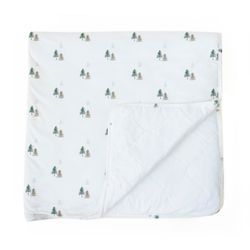 Pattern / Color – Pine Trees/White
