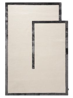 Color – Black/White