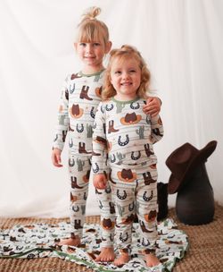Print – Lucky Boots