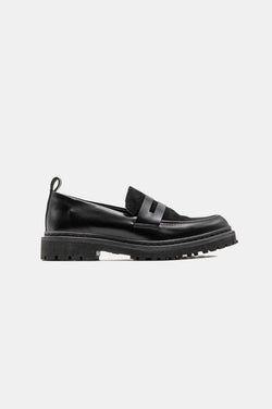 Color – Black