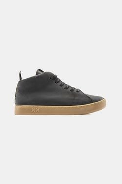 Color – Black