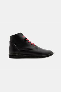 Color – Black / Red