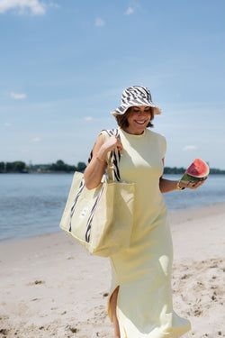 Farbe – BUTTER YELLOW