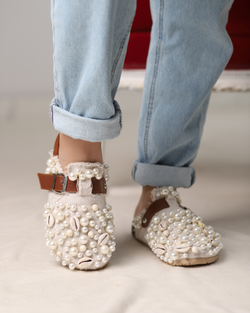 Also available in – Ivory
