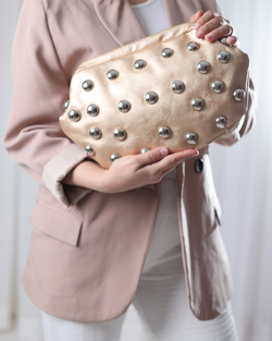 Also available in – Gold