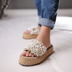 Also available in – Perlas