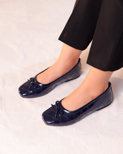 Also available in – Navy