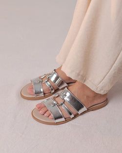 Also available in – Silver