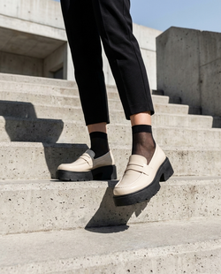 Also available in – Off White