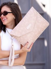 Also available in – Nude